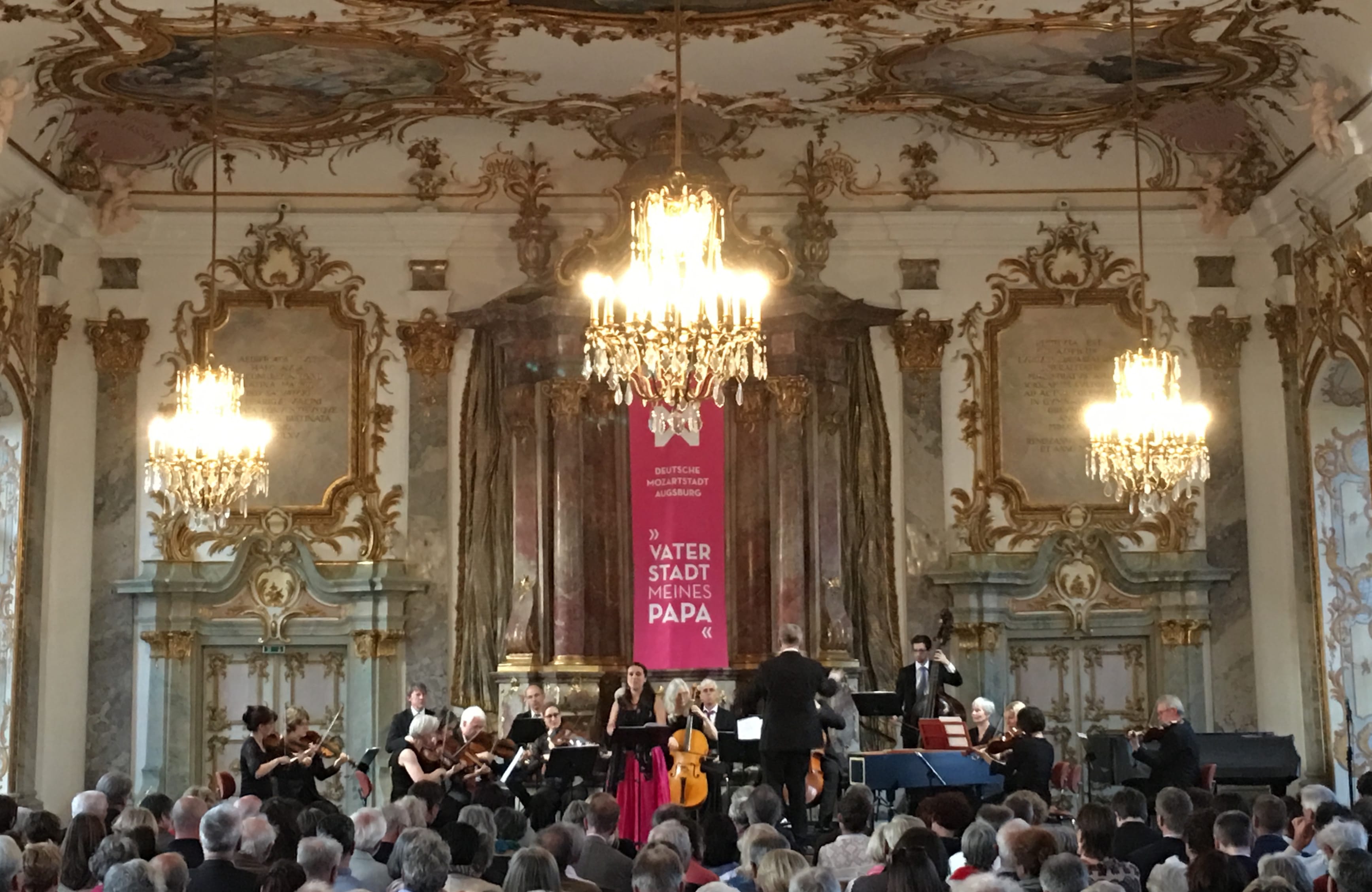 Mozartfest im Kleinen Goldenen Saal: La Stagione Frankfurt unter Michael Schneider, mit Nuria Rial (Soproan). Foto (c) DAZ